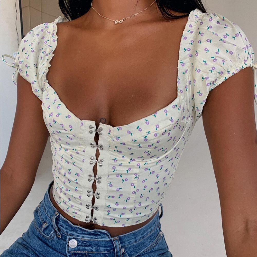 Allyson Top Floral 🌸